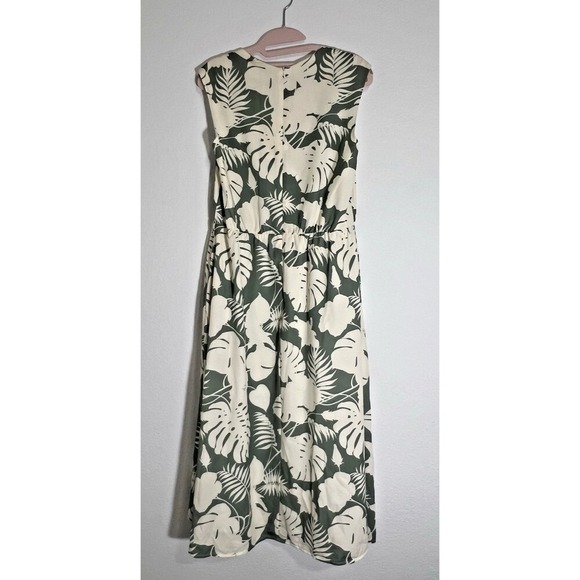 bYSI Tropical dress Women Palm Leaf Green and Cream Fit &‎ Flare Flowy Lined NWT - Picture 3 of 12